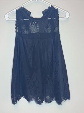 Alice Blu Black Lace Mock-Neck Sleeveless Blouse